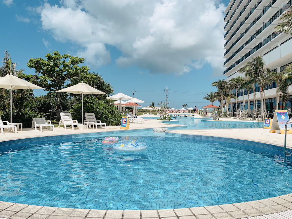 サザンビーチホテル リゾート沖縄宿泊レビュー プール 部屋 アメニティは Onetime