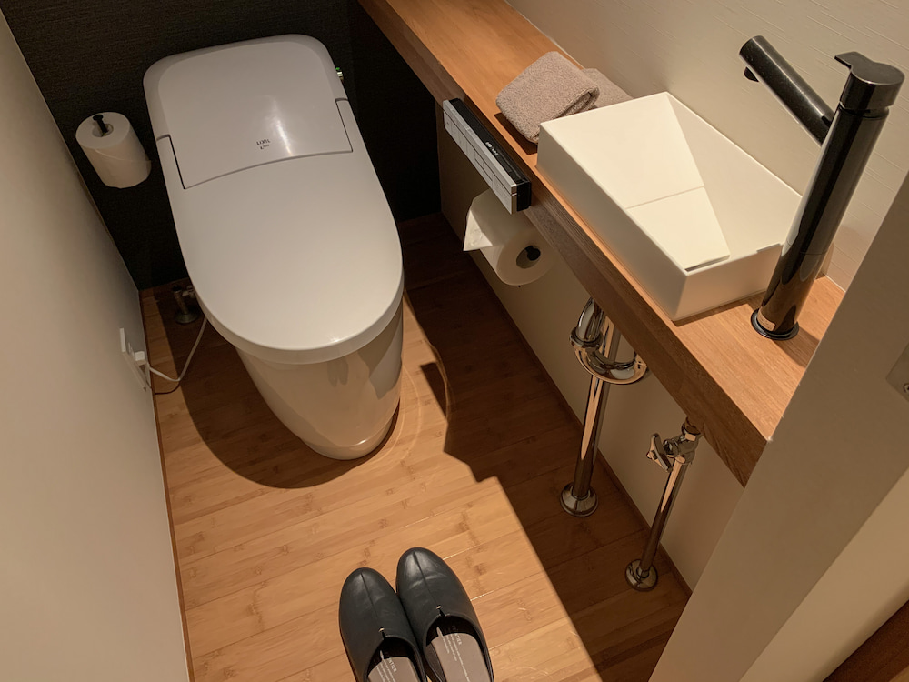 バーホテル箱根香山客室トイレ
