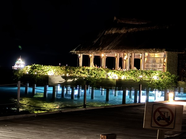 grandpark_maldives_firedoor11
