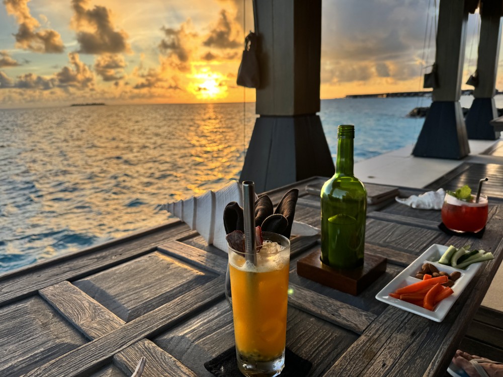 grandpark_maldives_firedoor6