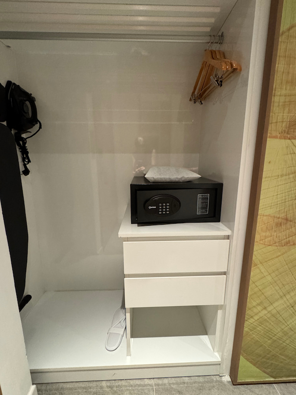 holidayinn_hochiminh_guestroom_1405